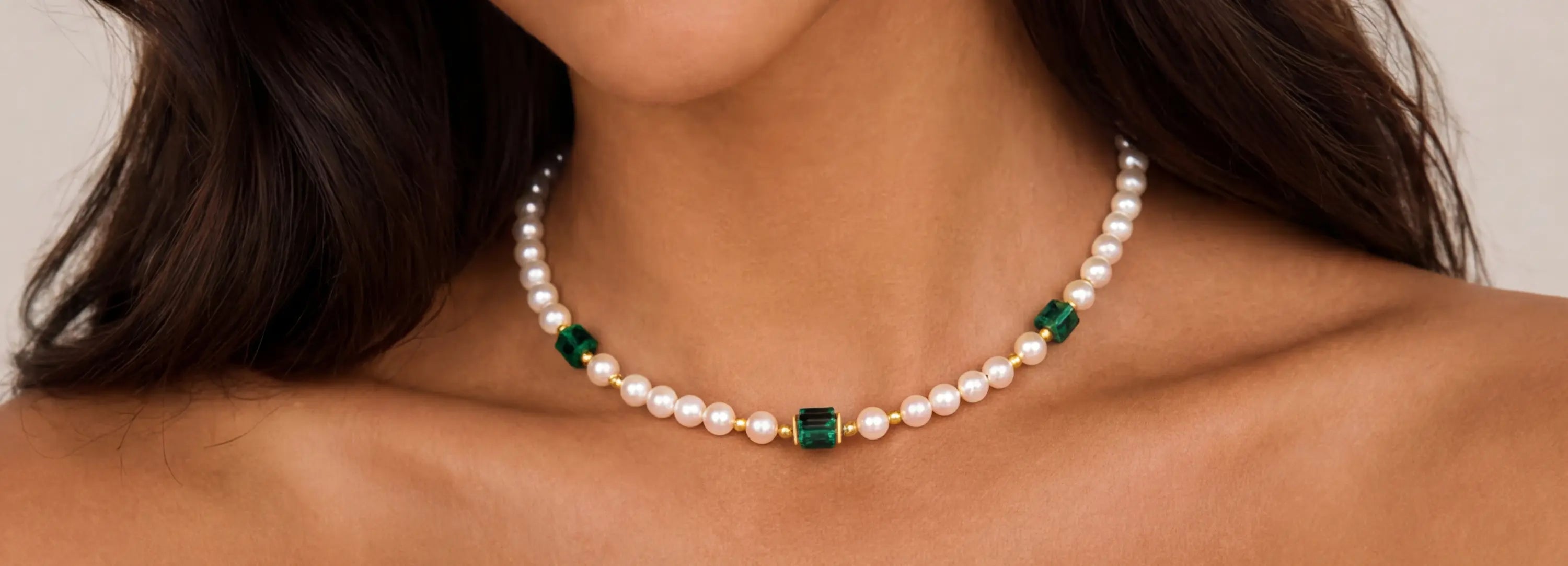 04_CDL_HW26_Unter_Kategoriebanner_Perlenkette_Mobil.webp