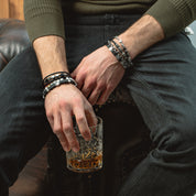 Bracciale cubes in onice striato e sfere di lava con Spikes Cubes in acciaio inox