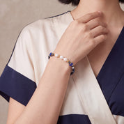 COEUR DE LION Bracciale Cosmic Pearls Midnight oro – indossato