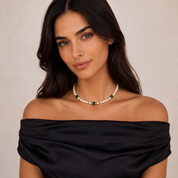 COEUR DE LION Collana Cocktail Pearls Emerald – indossato