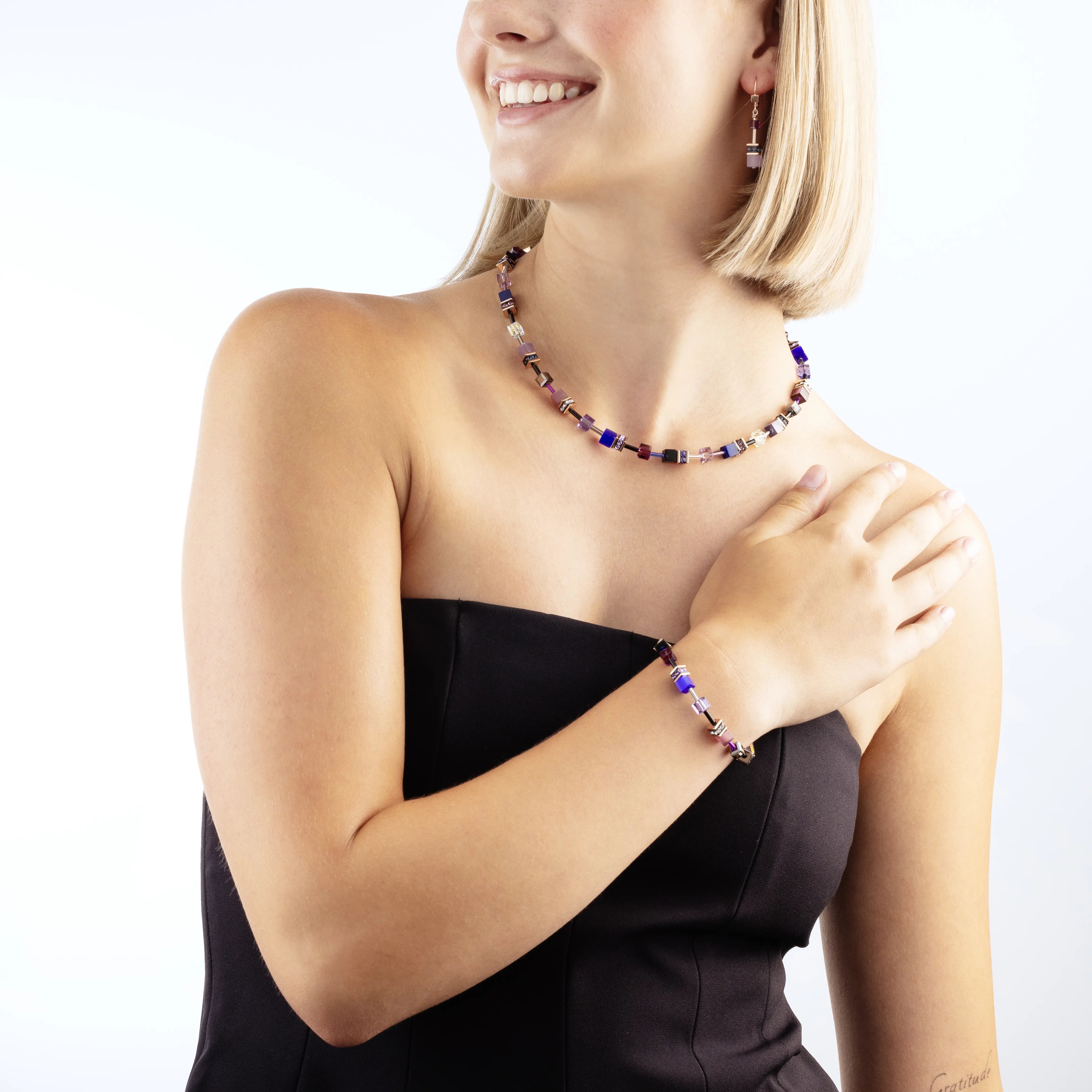 Collana GeoCUBE® Iconic Blue Moon oro rosa