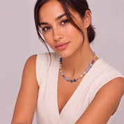 COEUR DE LION Collana GeoCUBE® Iconic Azure Glow oro – indossato