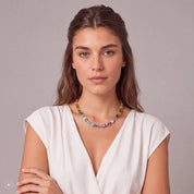 COEUR DE LION Collana GeoCUBE® Iconic Multicolor Boho oro – indossato