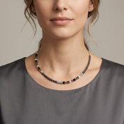 COEUR DE LION Collana Precious Fusion Offset grigio-argento – indossato