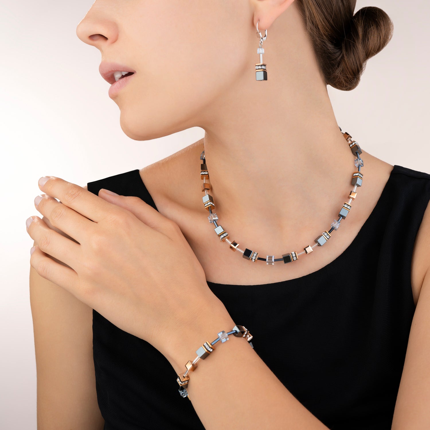 Collana GeoCUBE® blu ghiaccio